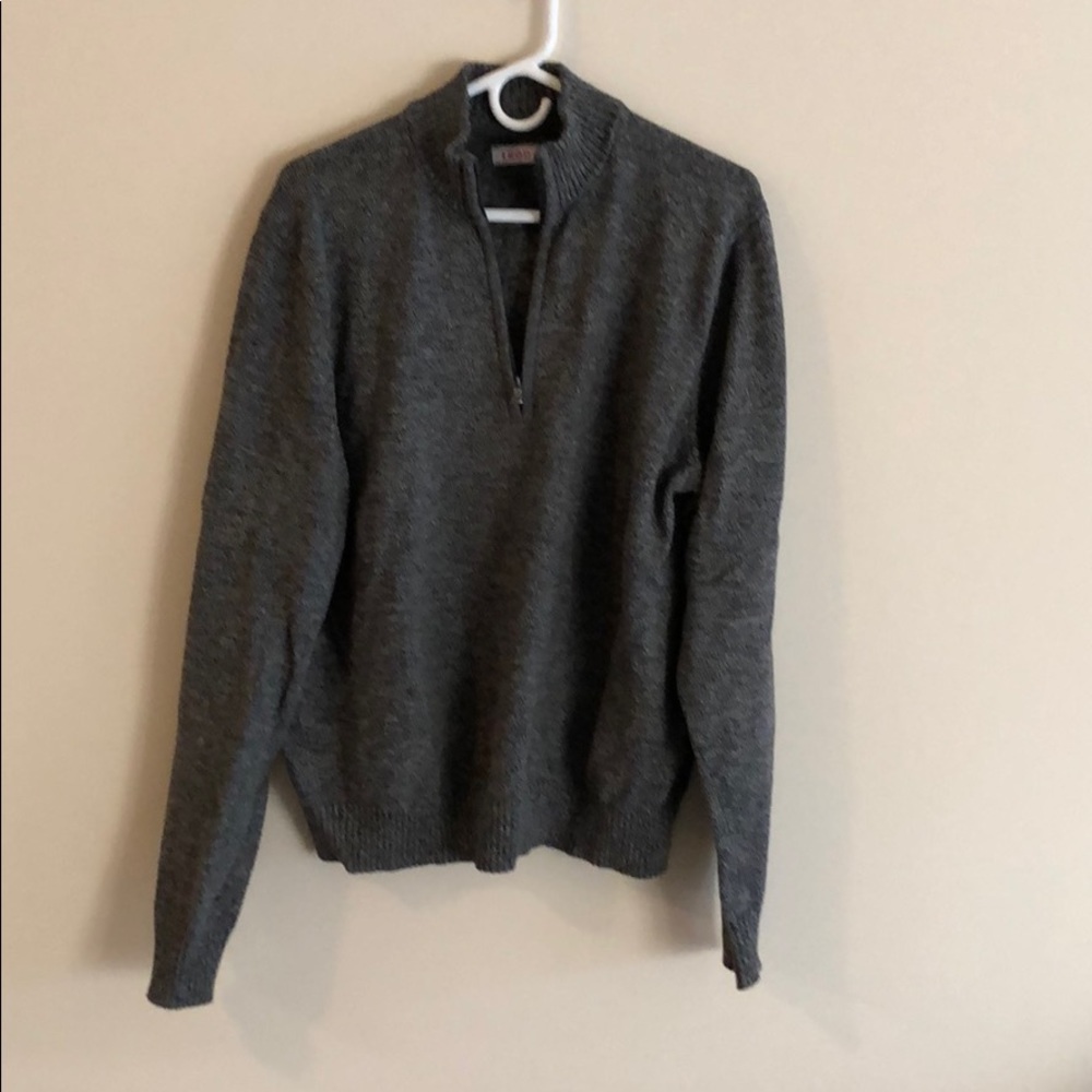 Men’s sweater